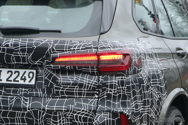 BMW X5M 改良新型プロトタイプ(スクープ写真)