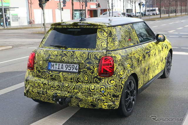 MINI JCW 改良新型プロトタイプ(スクープ写真)