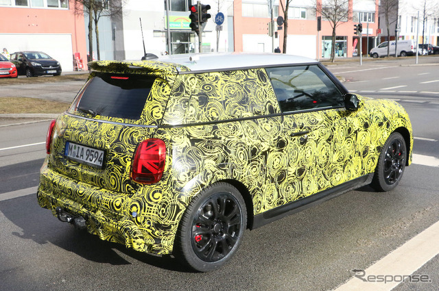 MINI JCW 改良新型プロトタイプ(スクープ写真)