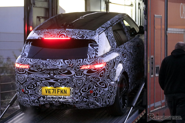 ランドローバー レンジローバースポーツ 次期型プロトタイプ(スクープ写真)