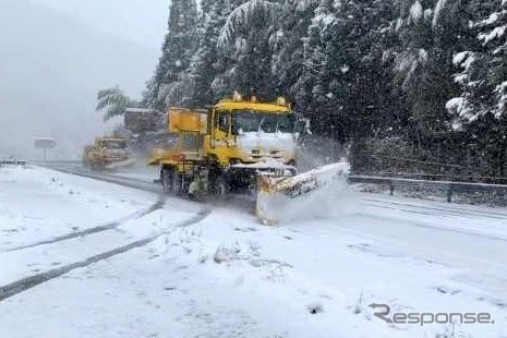 雪氷作業車