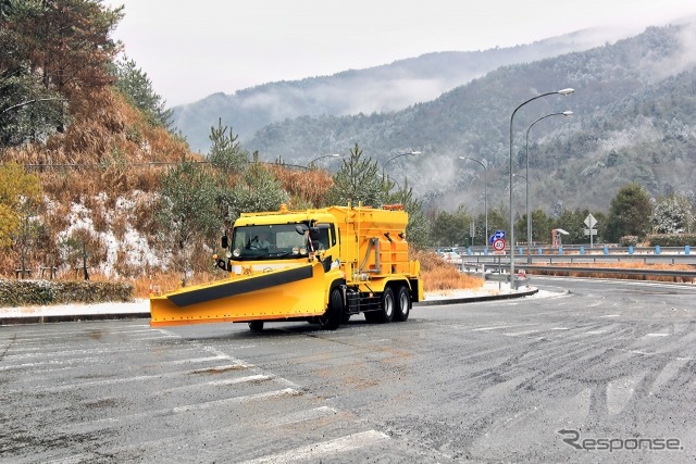 雪氷作業車