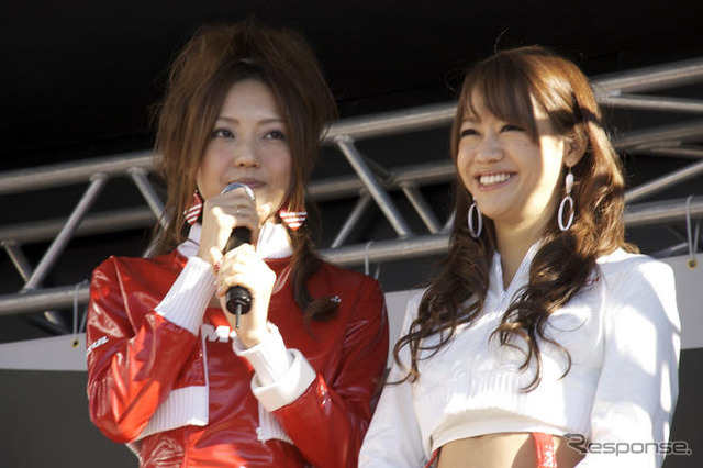 【NISMOフェスティバル08】レースクイーン写真蔵…MOTUL&AUTECH
