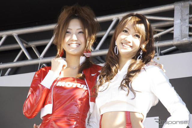 【NISMOフェスティバル08】レースクイーン写真蔵…MOTUL&AUTECH