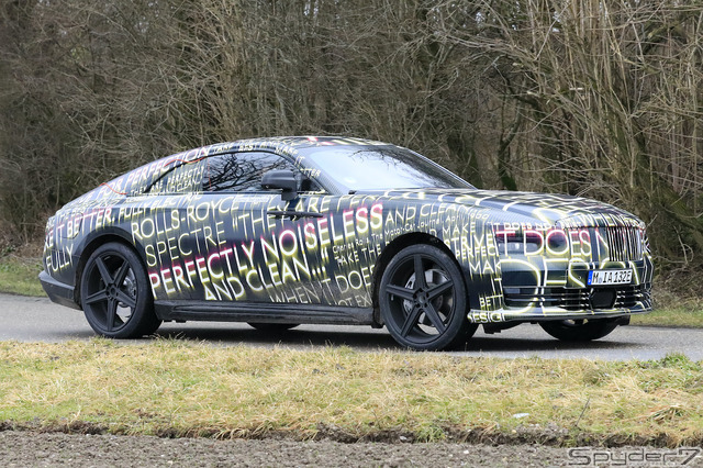 ロールスロイス スペクター 市販型プロトタイプ(スクープ写真)