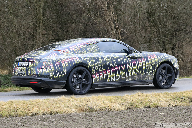 ロールスロイス スペクター 市販型プロトタイプ(スクープ写真)
