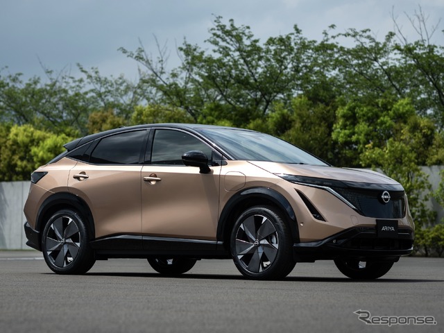 日産 アリア