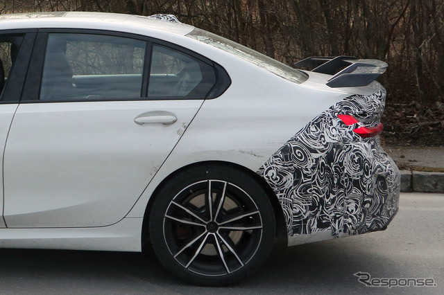 BMW M340i 改良新型プロトタイプ(スクープ写真)