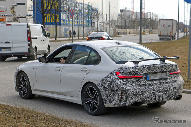 BMW M340i 改良新型プロトタイプ(スクープ写真)