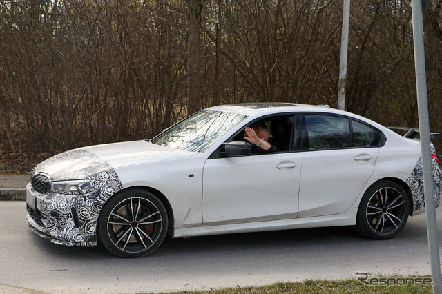 BMW M340i 改良新型プロトタイプ(スクープ写真)