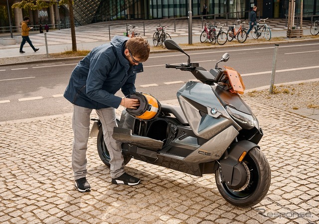 BMW CE 04