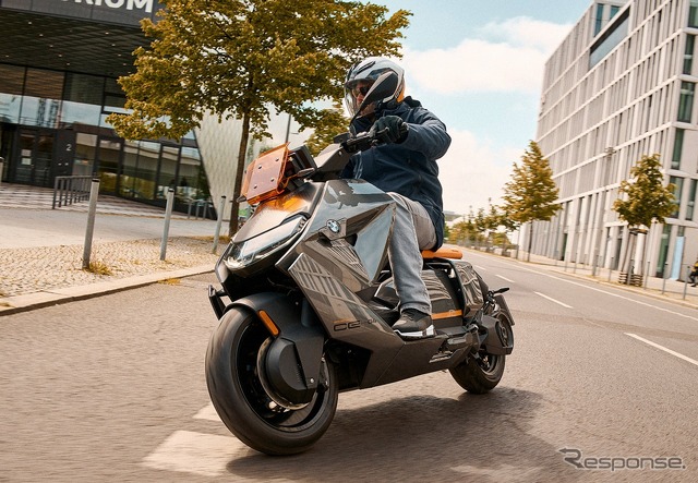 BMW CE 04