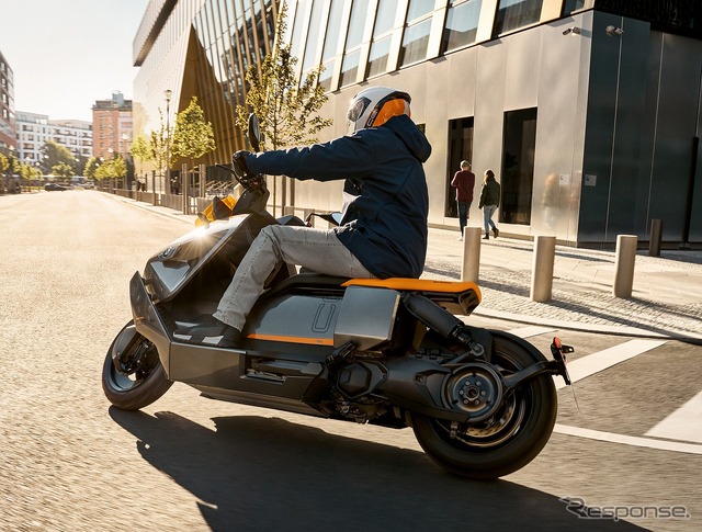 BMW CE 04