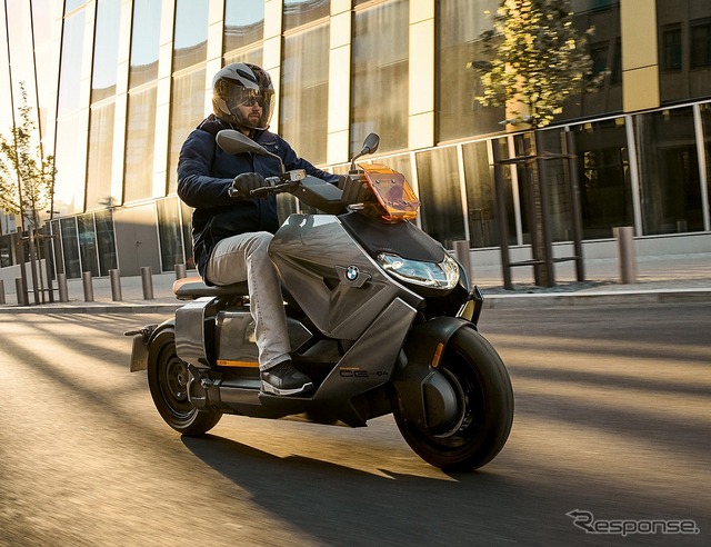 BMW CE 04