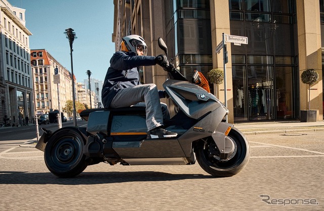 BMW CE 04