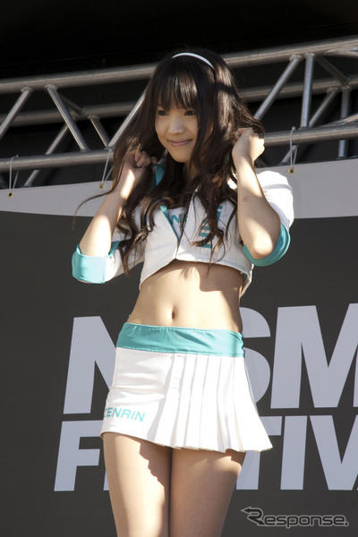 【NISMOフェスティバル08】レースクイーン写真蔵…Xanavi&ZENRIN