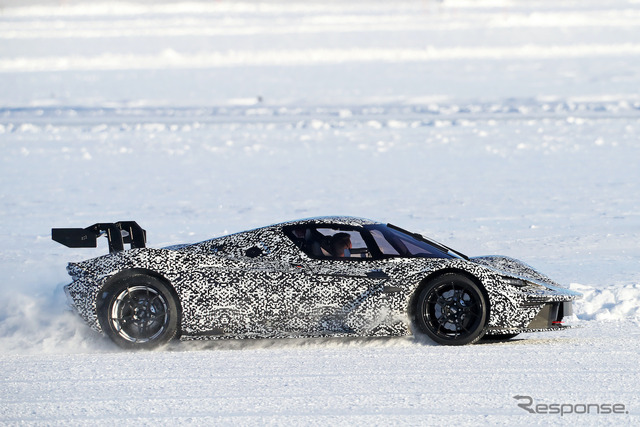 KTM X-BOW GT2 公道バージョン（スクープ写真）