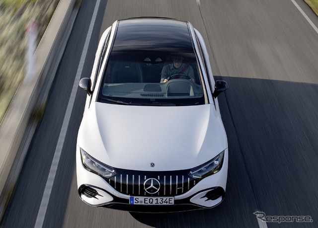 メルセデスAMG EQE 53 4MATIC +