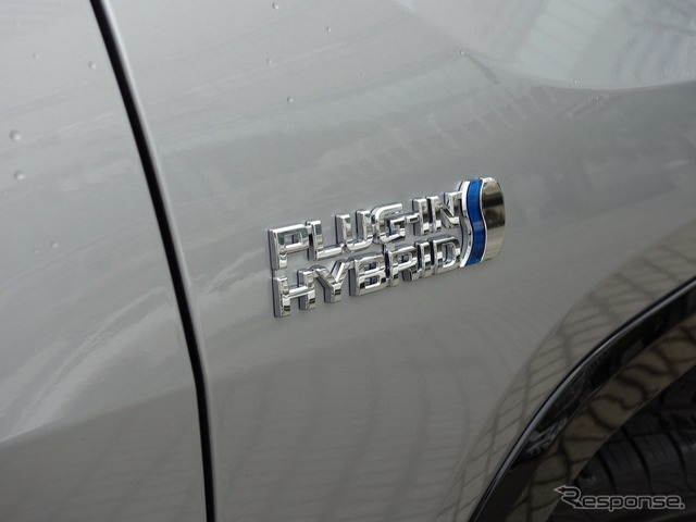 トヨタ RAV4 PHV