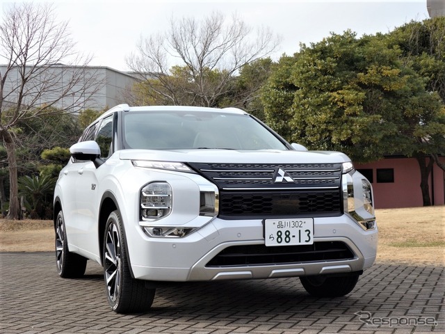 三菱 アウトランダー PHEV