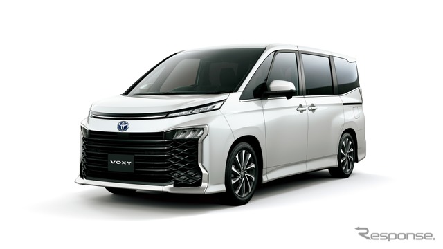 トヨタ ヴォクシー ハイブリッド