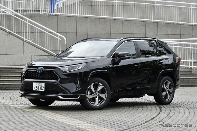 トヨタ RAV4 PHV