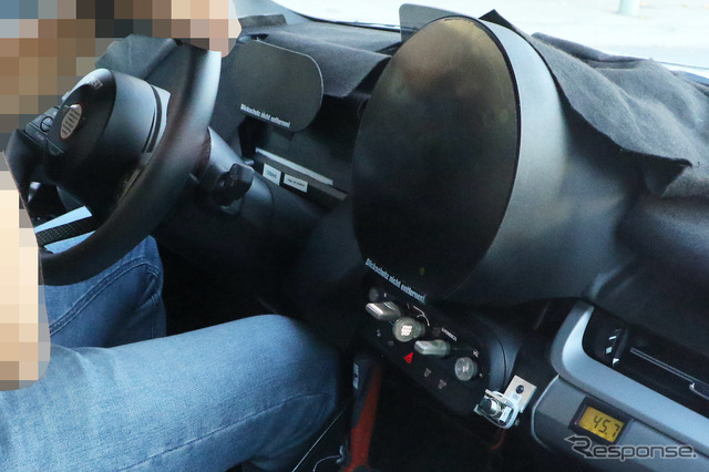 MINI クロスオーバー 次期型プロトタイプ(スクープ写真)