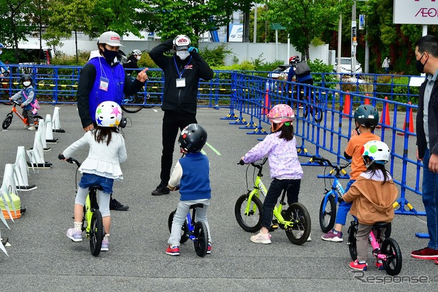 キッズバイクエリアの風景