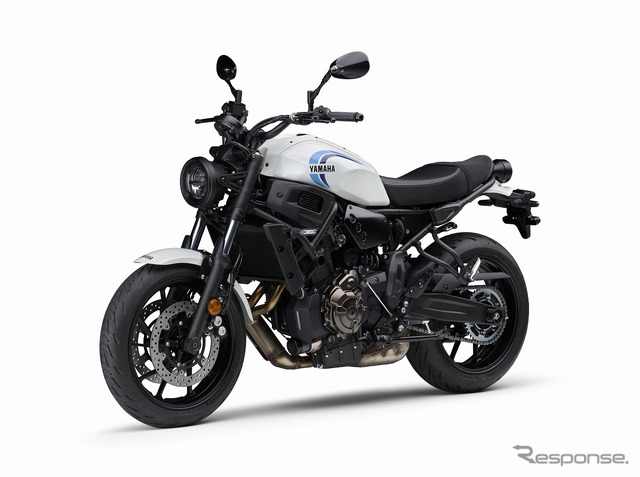 ヤマハ XSR700 ABS（ラジカルホワイト×ホワイト）