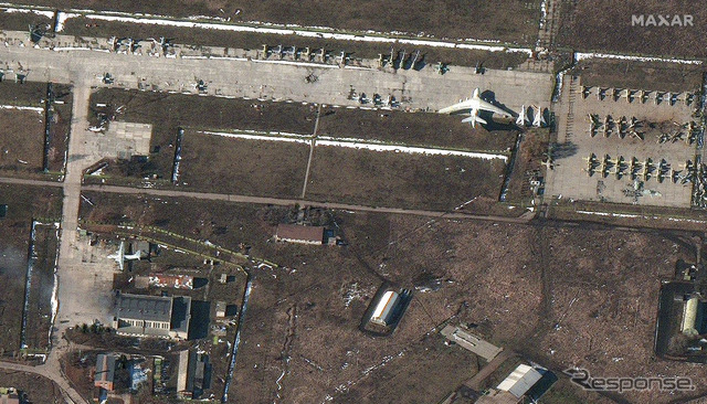 ロシアの攻撃で破壊された、ウクライナ東部、チュグエフの空港(2月24日)
