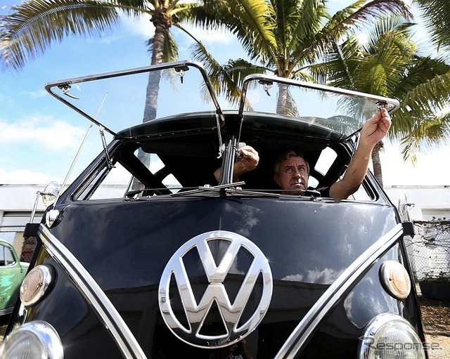 VWタイプ2“オーバルウインドウ”(1955年型。撮影は2013年)