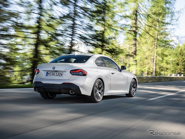 BMW M240i xDrive(写真は欧州仕様)