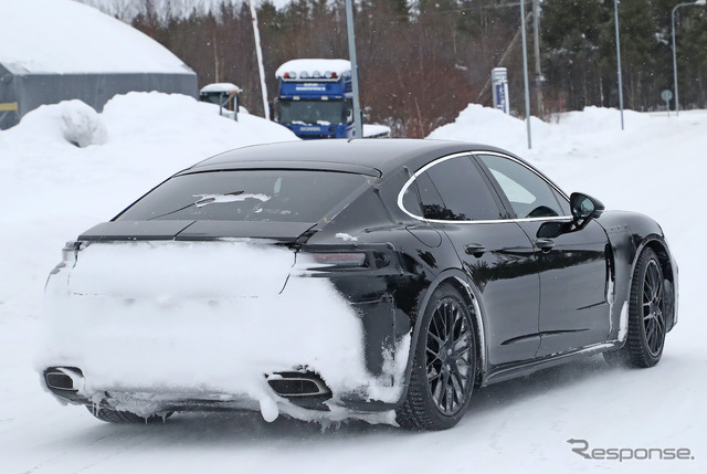 ポルシェ パナメーラ 次期型プロトタイプ(スクープ写真)