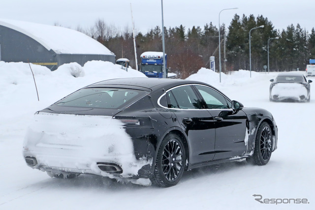 ポルシェ パナメーラ 次期型プロトタイプ(スクープ写真)