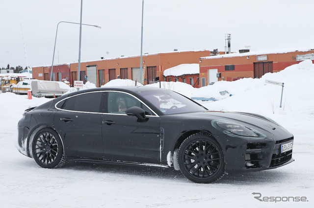 ポルシェ パナメーラ 次期型プロトタイプ(スクープ写真)