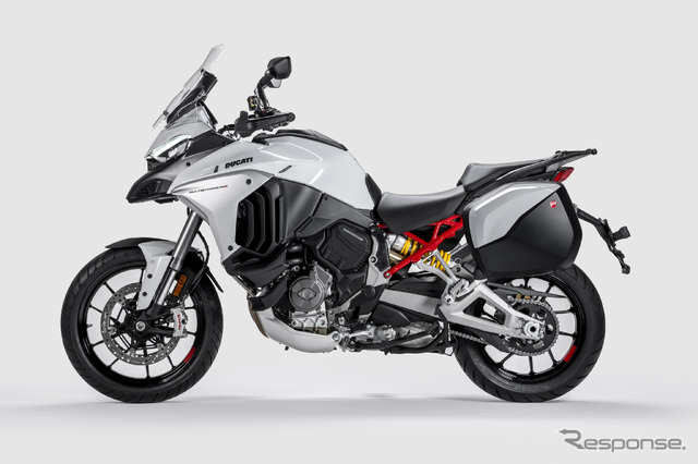 ドゥカティ・ムルティストラーダ V4 の2022年モデル