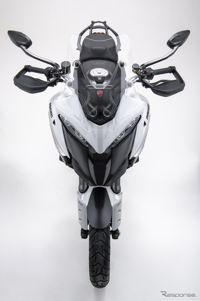ドゥカティ・ムルティストラーダ V4 の2022年モデル