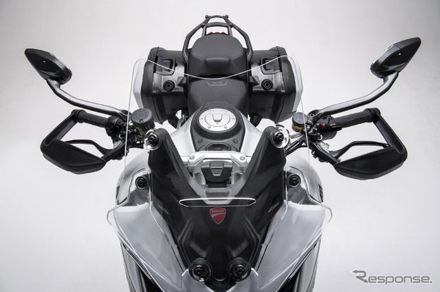 ドゥカティ・ムルティストラーダ V4 の2022年モデル