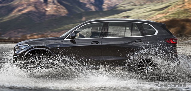 BMW X5 のロングホイールベース仕様「xDrive40Li」