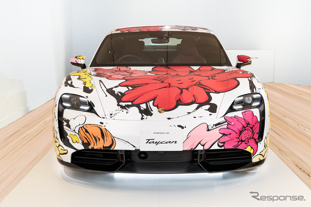 ポルシェ・タイカンアートカー