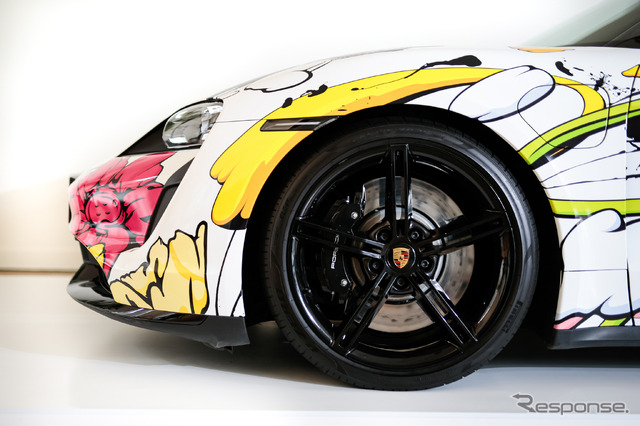 ポルシェ・タイカンアートカー