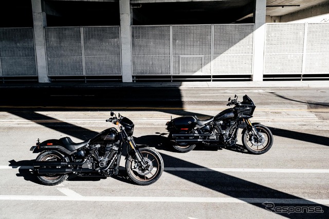 一般初公開となる新型ローライダーS（画像左）とローライダーST（同右）
