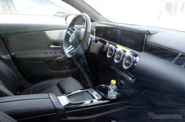 メルセデス AMG A45 改良新型プロトタイプ(スクープ写真)