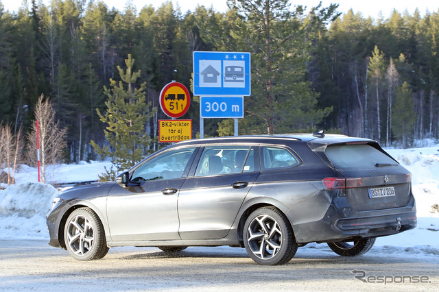 VW パサート 次期型プロトタイプ(スクープ写真)