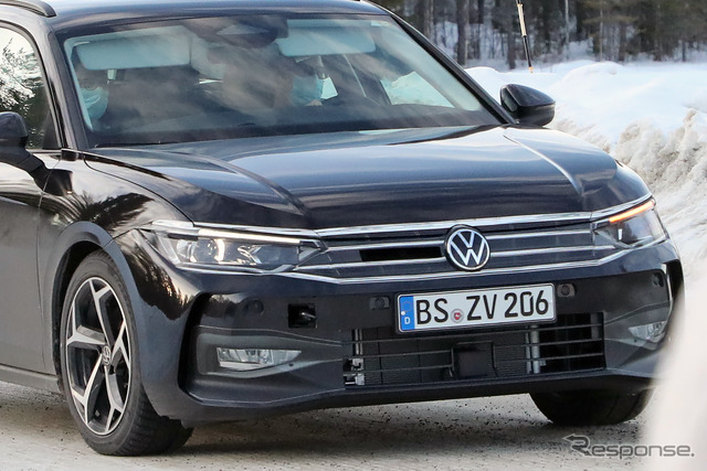 VW パサート 次期型プロトタイプ(スクープ写真)