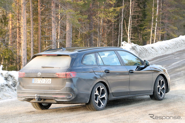VW パサート 次期型プロトタイプ(スクープ写真)