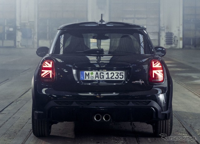 MINI「パット・モス・エディション」