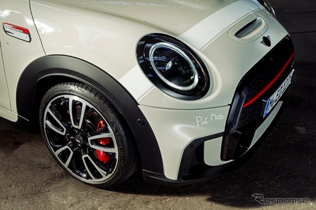 MINI「パット・モス・エディション」