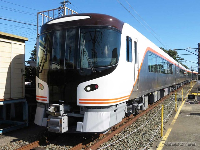 HC85系量産先行車。2023年3月には量産車が登場する予定。