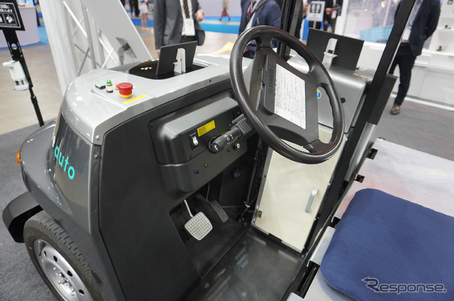 ヤマハのゴルフカートを応用したAGV「eve auto」
